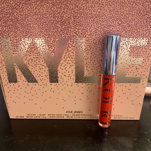 Rad kourtney collection single✨